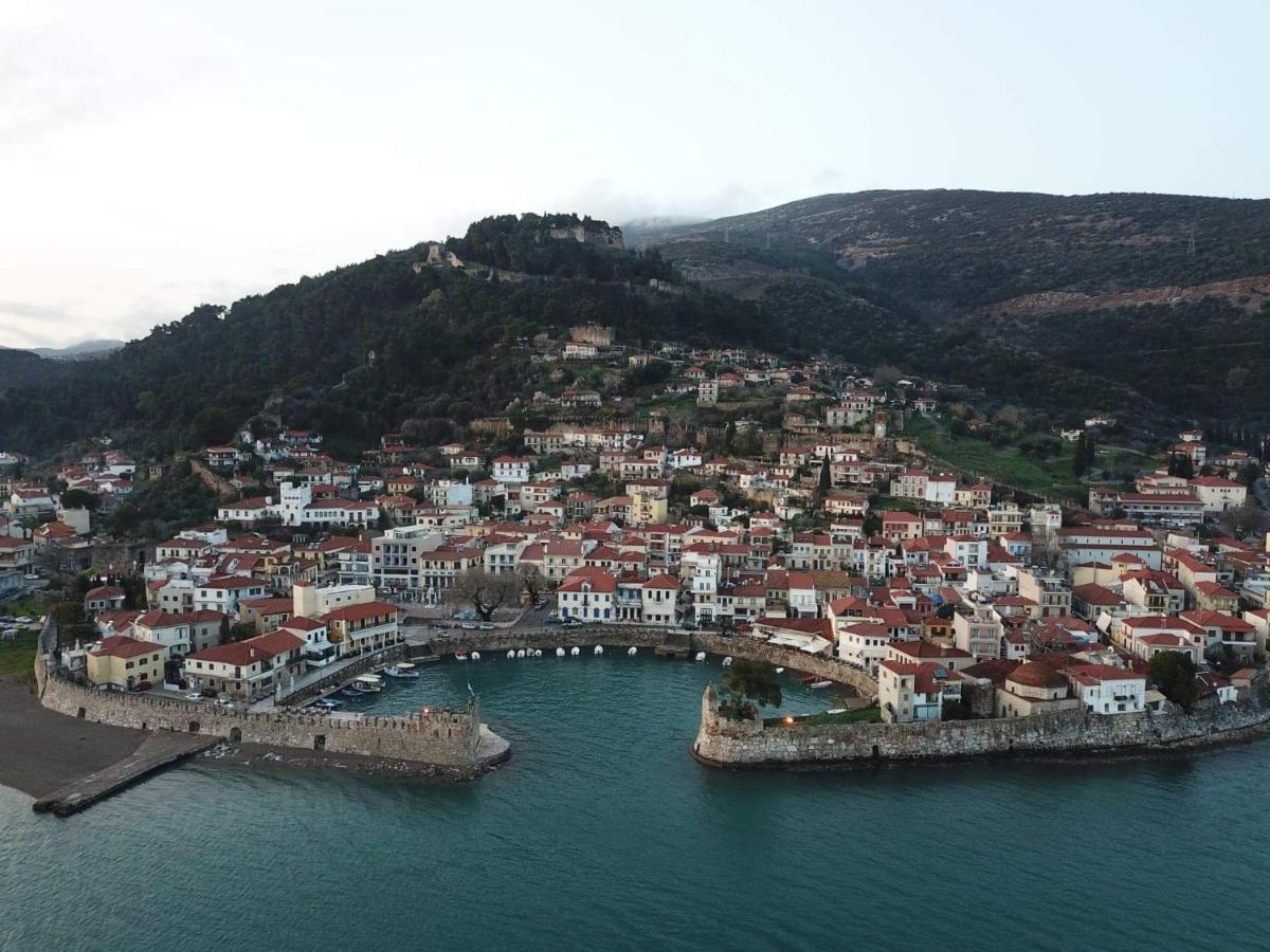 Ecco Apartments I Nafpaktos Luaran gambar